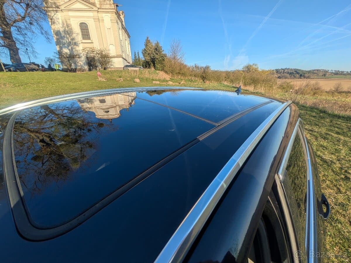 Opel INSIGNIA - 4