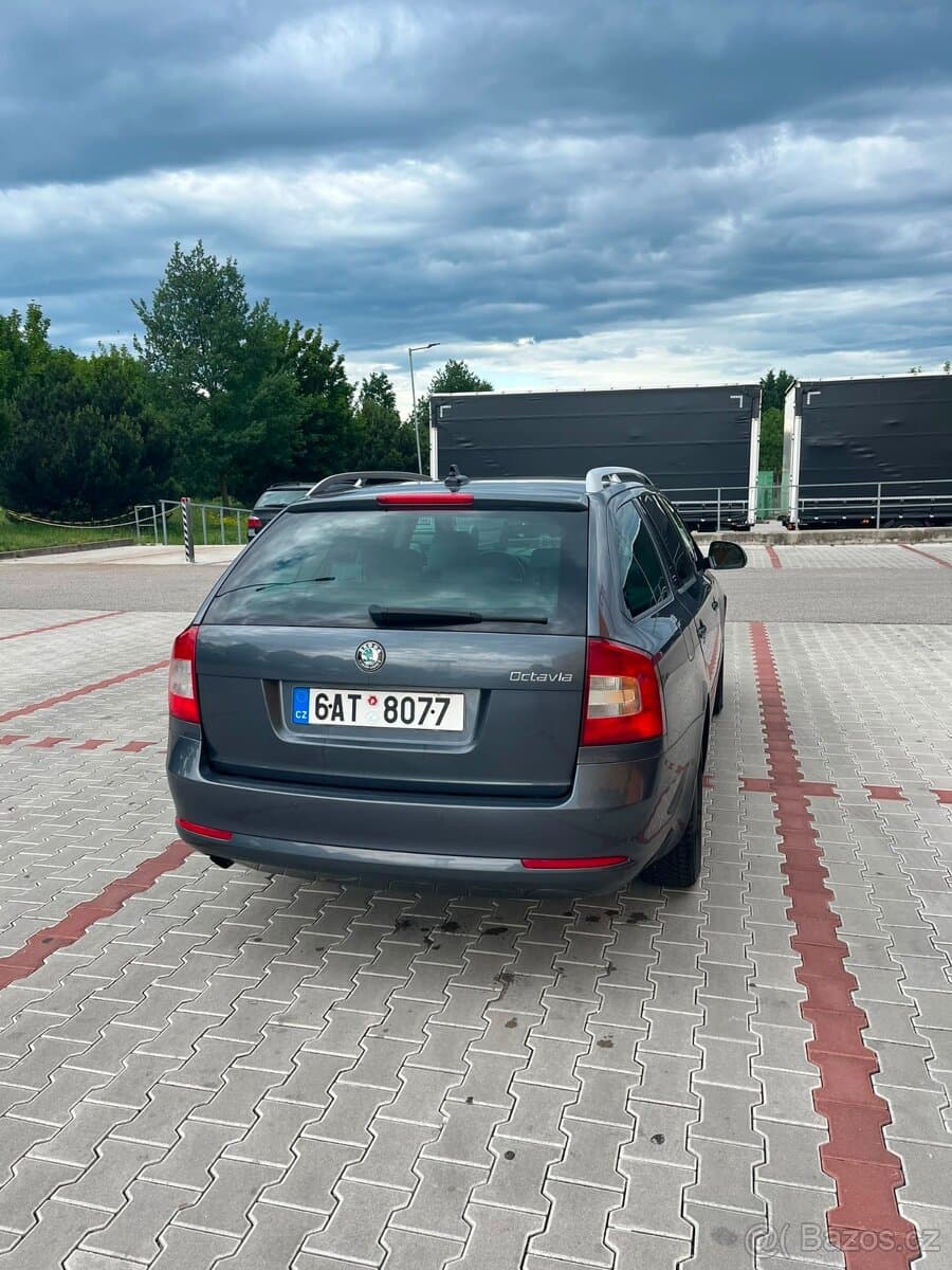 Škoda OCTAVIA - 4