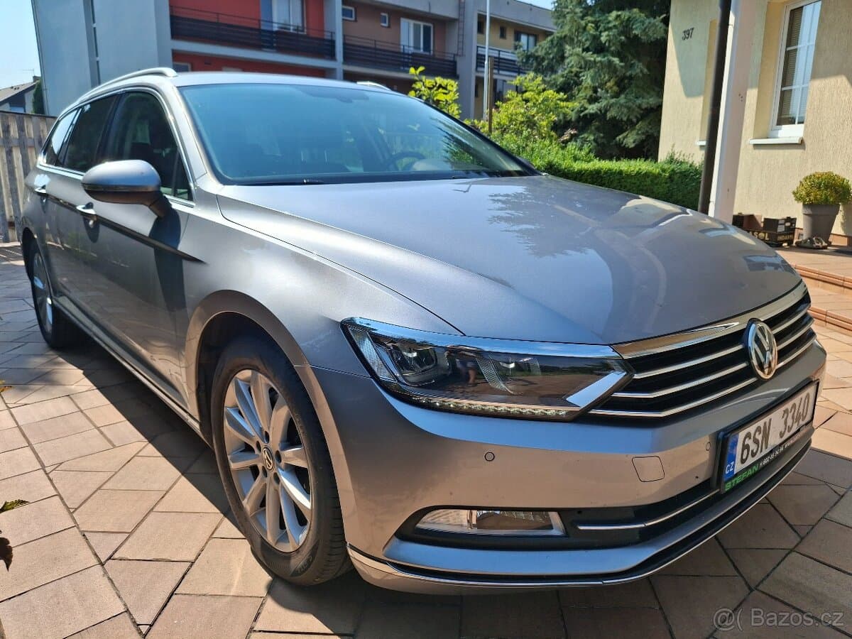 2019 Volkswagen PASSAT - 4