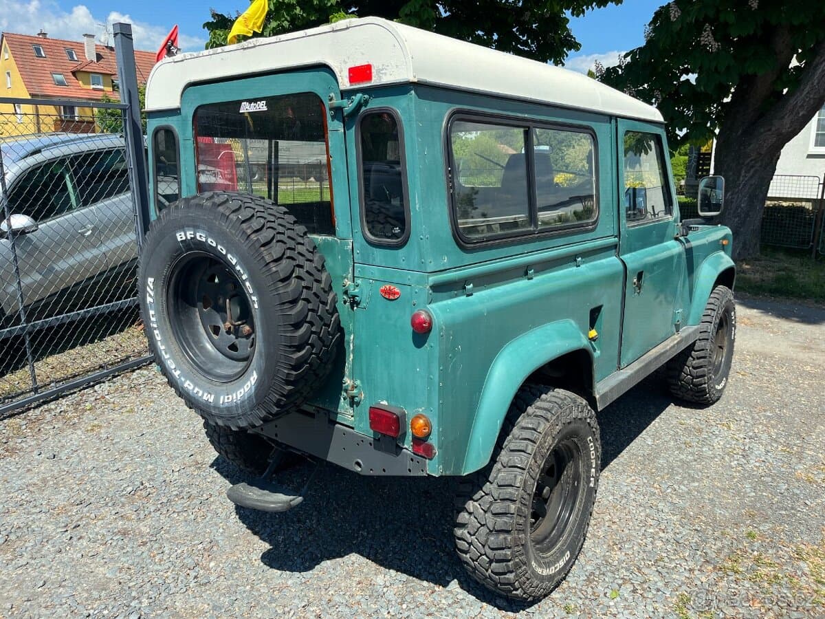 1986 Land Rover DEFENDER - 4