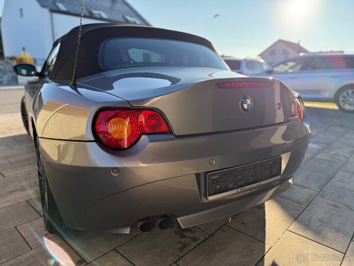2003 BMW Z4 - 4