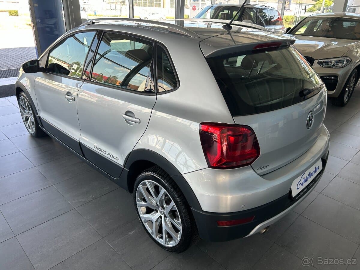 2016 Volkswagen POLO - 4