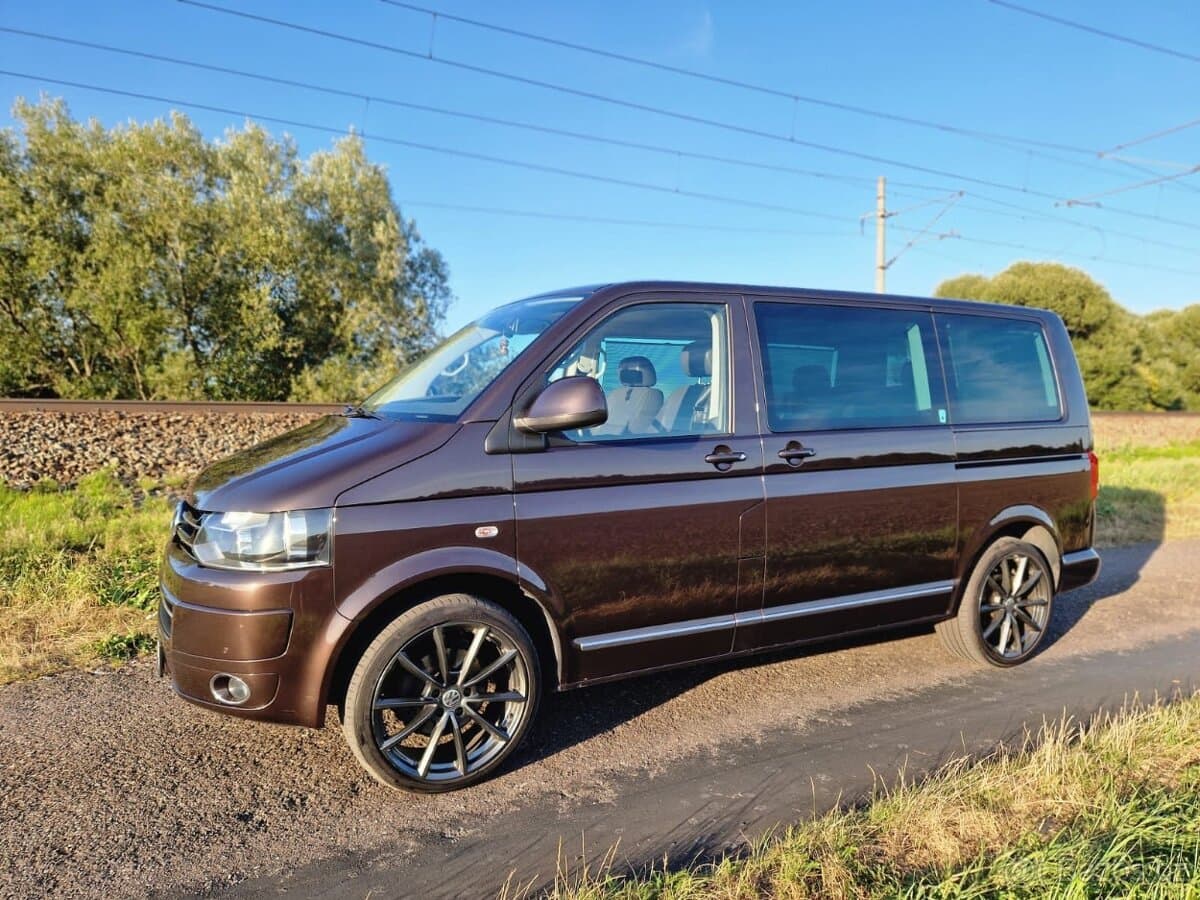 2010 Volkswagen MULTIVAN - 4