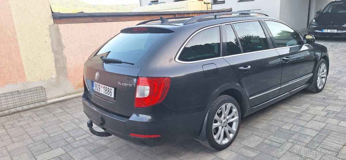 2011 Škoda SUPERB - 4