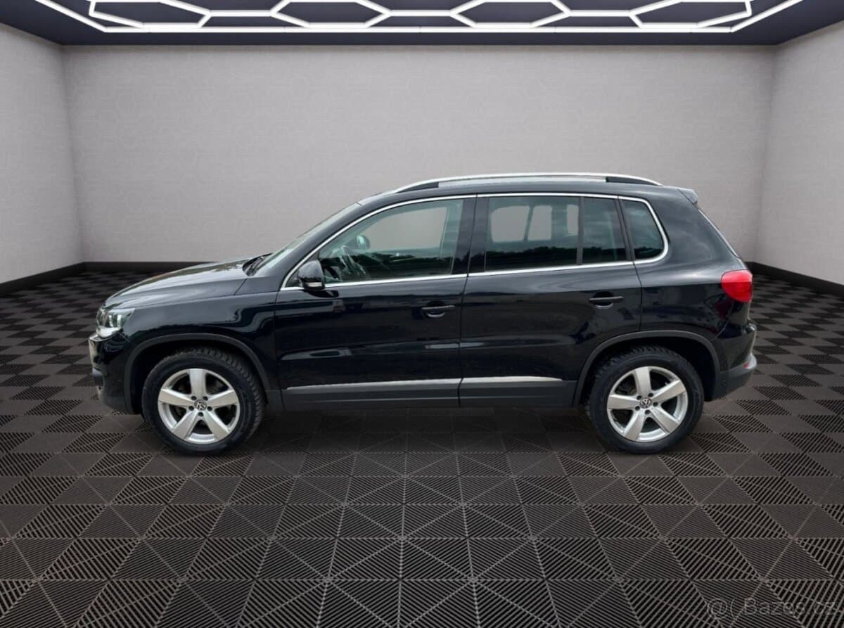 2015 Volkswagen TIGUAN - 4