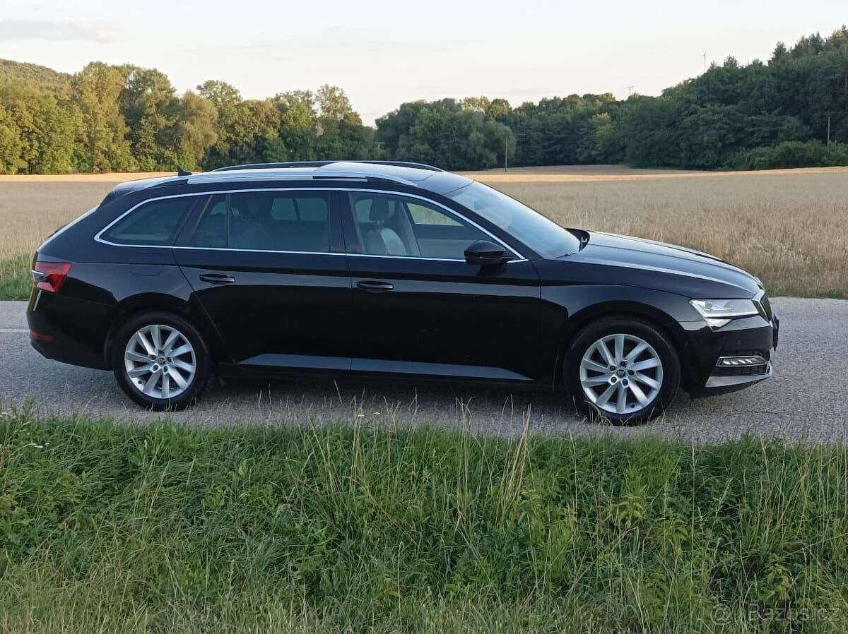 2021 Škoda SUPERB - 4