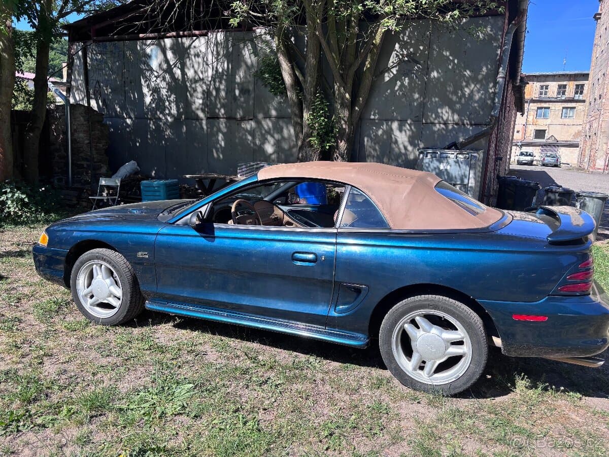1994 Ford MUSTANG - 4