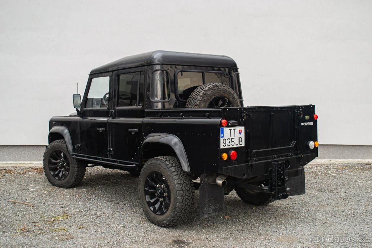 2002 Land Rover DEFENDER - 4