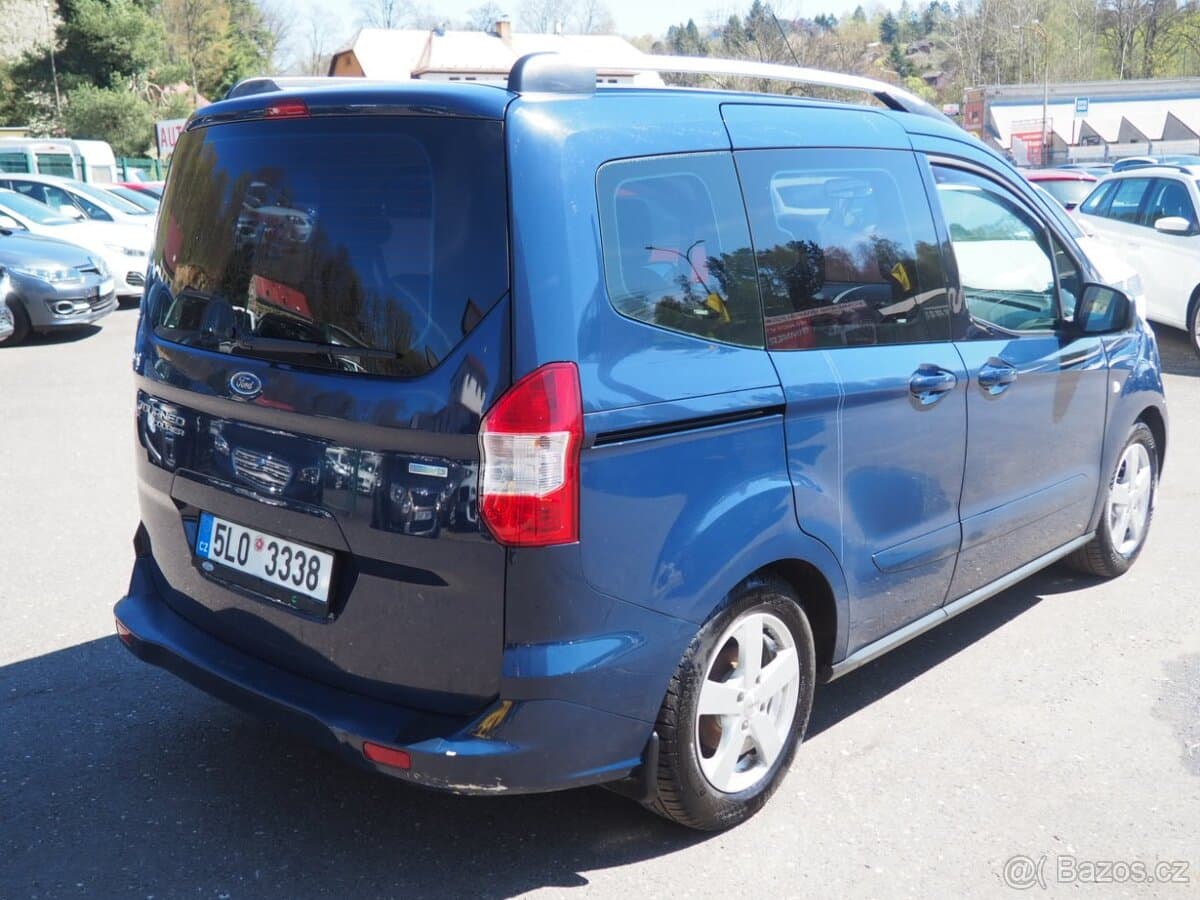 2015 Ford TOURNEO - 4