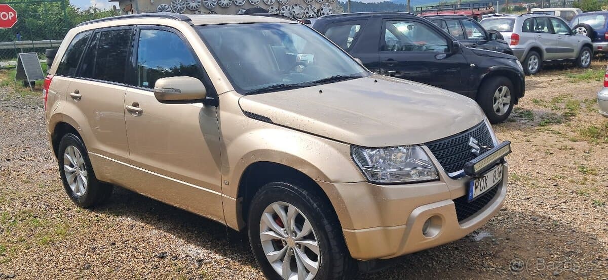 2010 Suzuki GRAND - 4