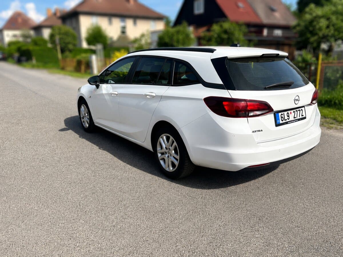 2022 Opel ASTRA - 4