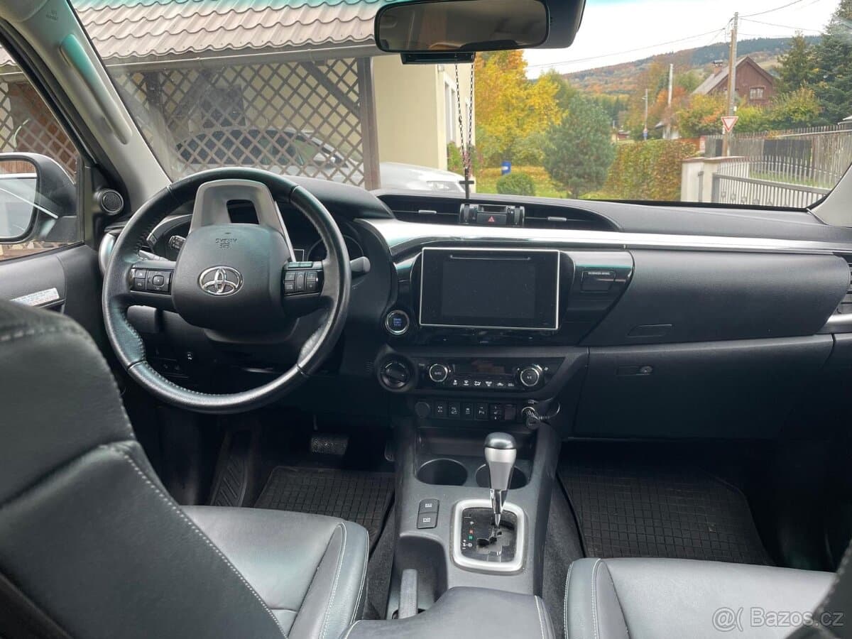2016 Toyota HILUX - 4