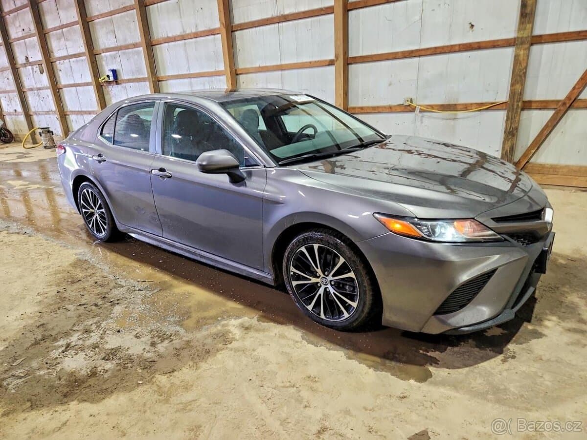 2019 Toyota CAMRY - 4