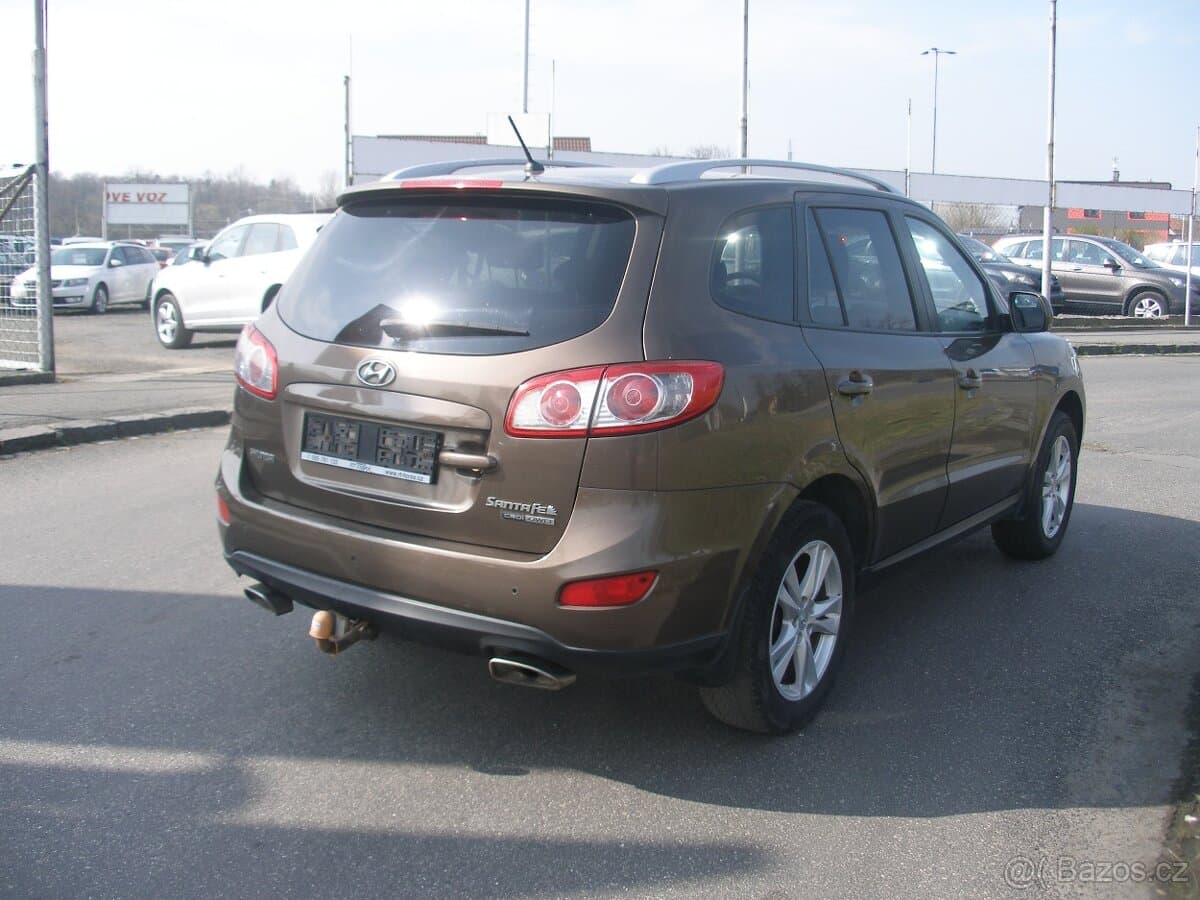 Hyundai SANTA FE - 4