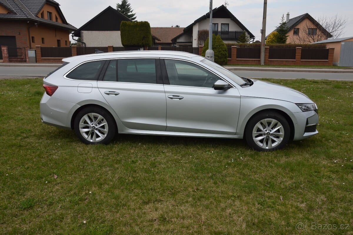 2025 Škoda OCTAVIA - 4