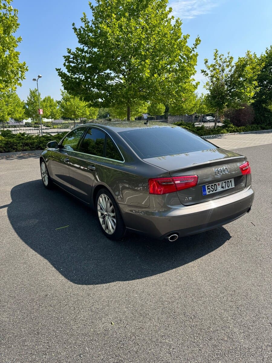 Audi A6 - 4