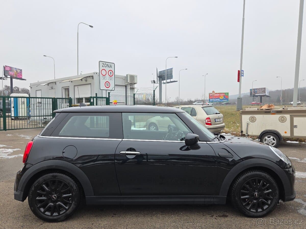 2022 Mini ONE - 4