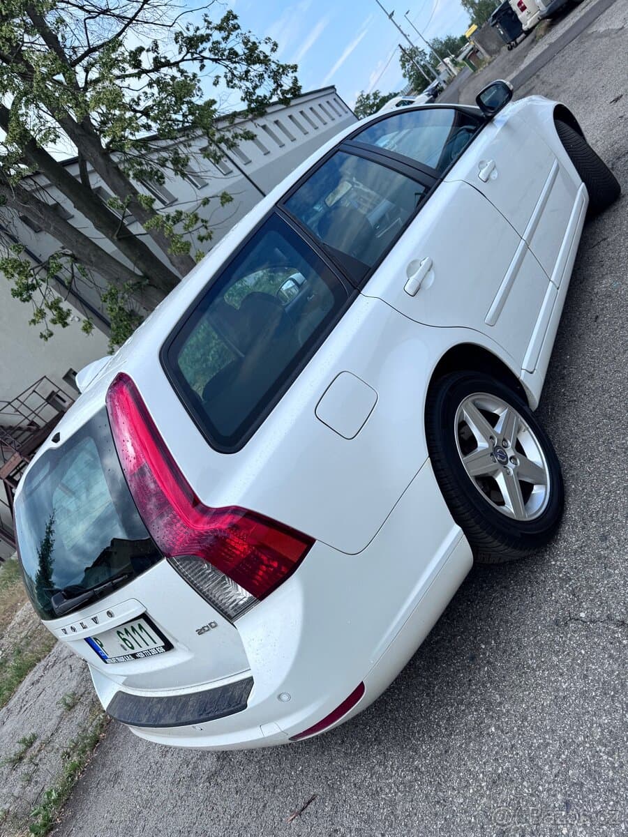 2008 Volvo V50 - 4