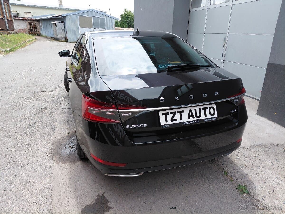 2021 Škoda SUPERB - 4