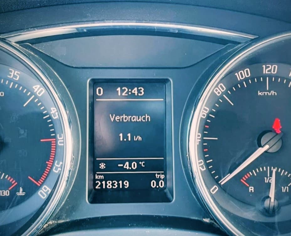 2011 Škoda SUPERB - 4