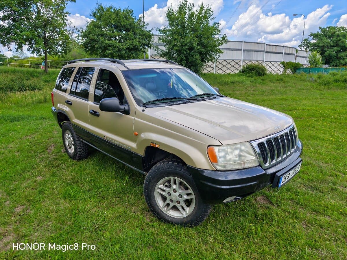 Jeep CHEROKEE - 4