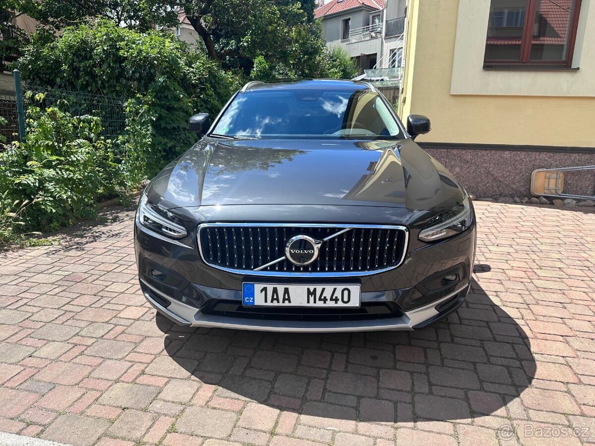 2023 Volvo V90 - 4