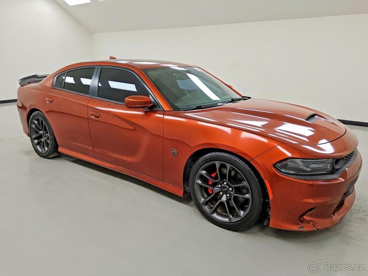 2021 Dodge CHARGER - 4