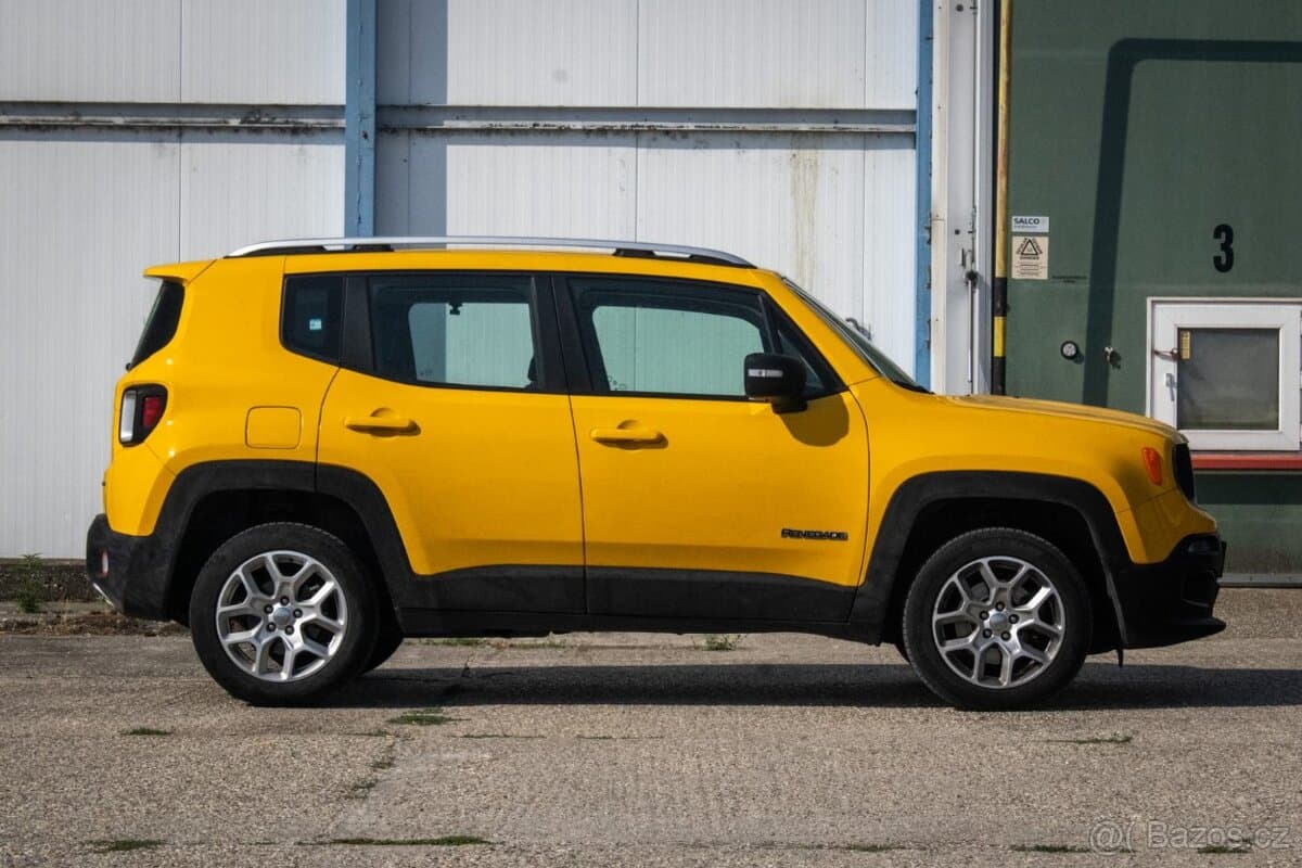 2018 Jeep RENEGADE - 4