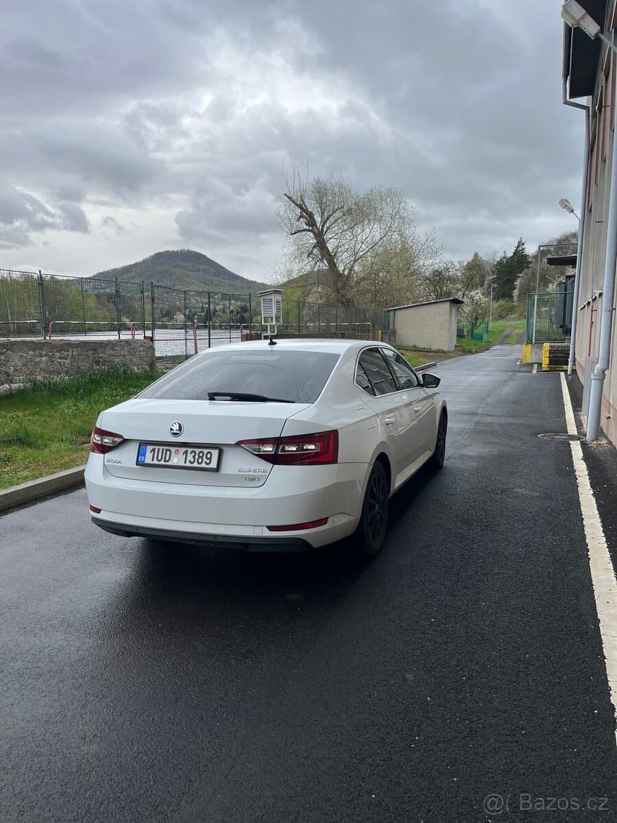 2016 Škoda SUPERB - 4