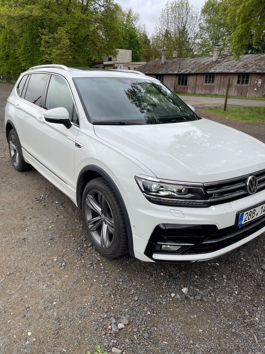 2018 Volkswagen TIGUAN - 4