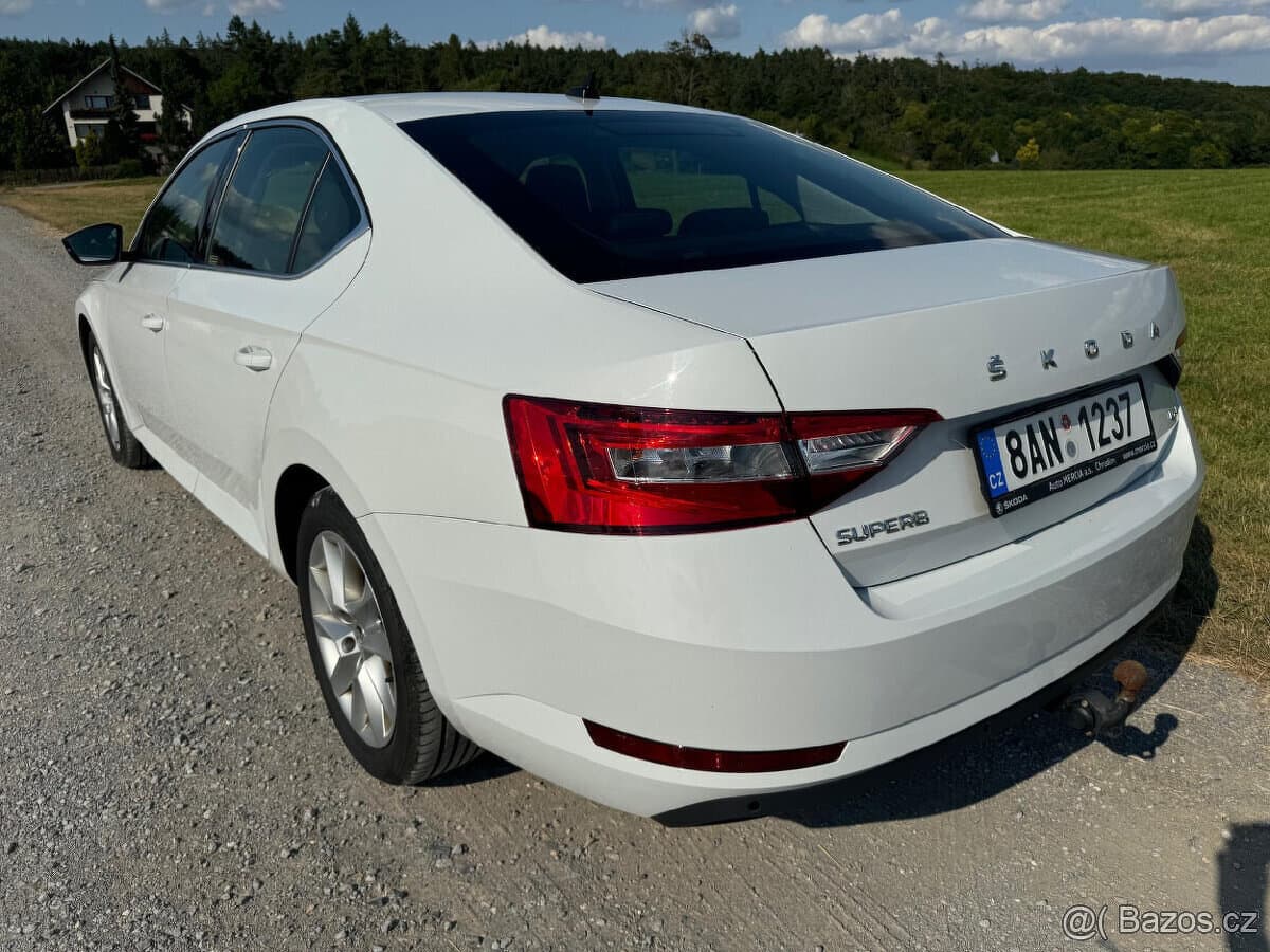 2021 Škoda SUPERB - 4