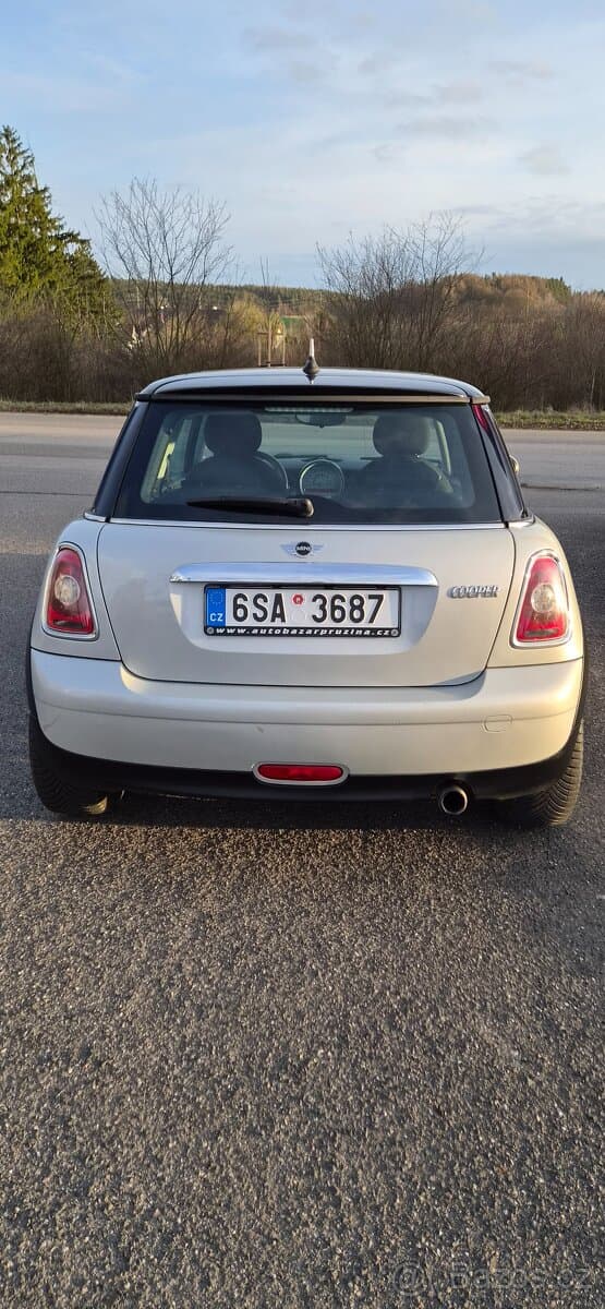 2010 Mini COOPER - 4