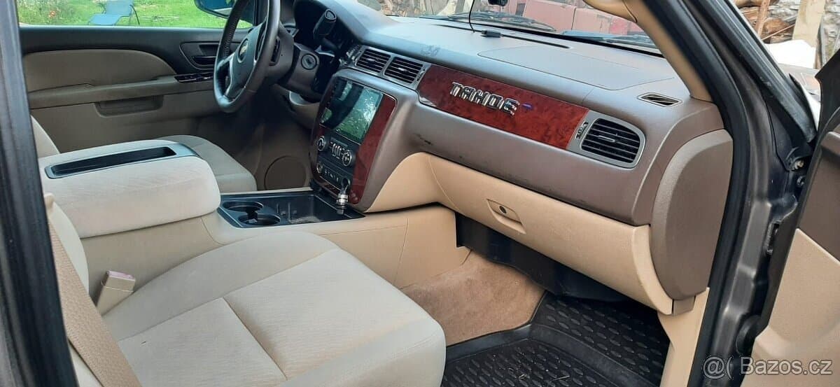 2012 Chevrolet TAHOE - 4