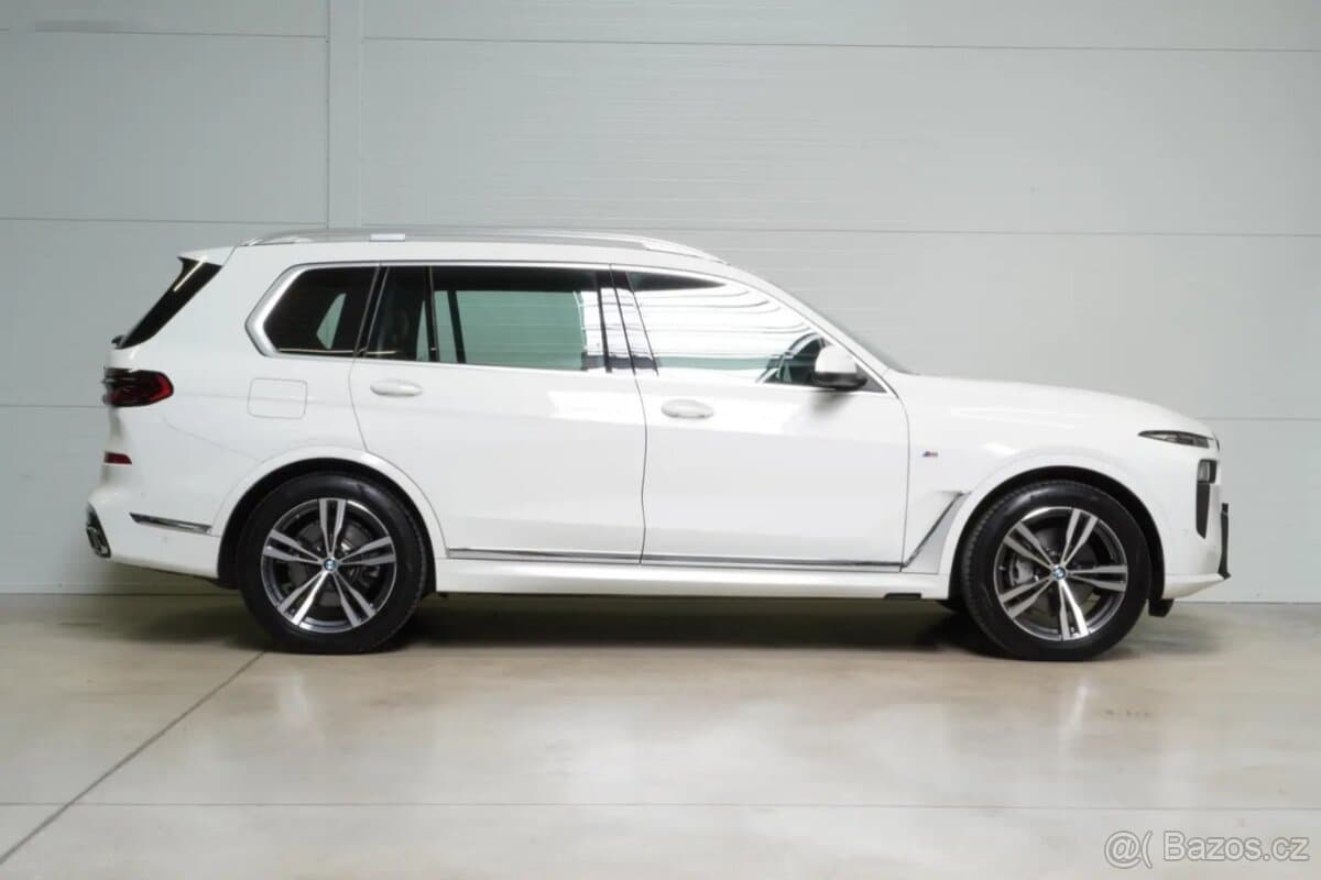 2024 BMW X7 - 4