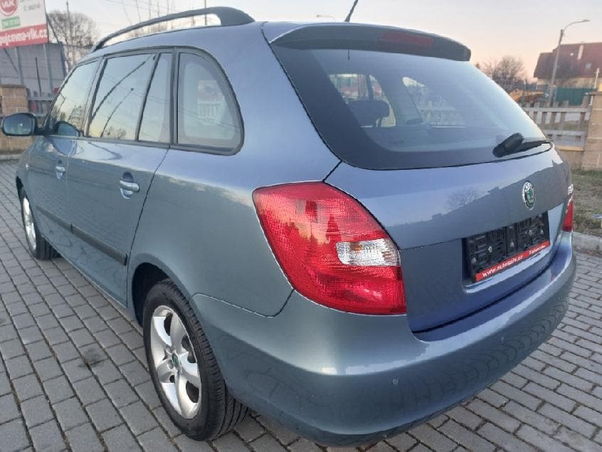 2011 Škoda FABIA - 4