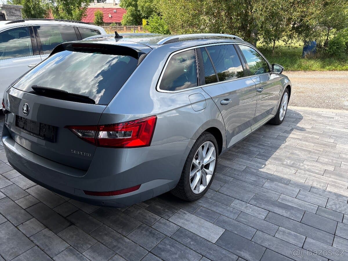 2018 Škoda SUPERB - 4