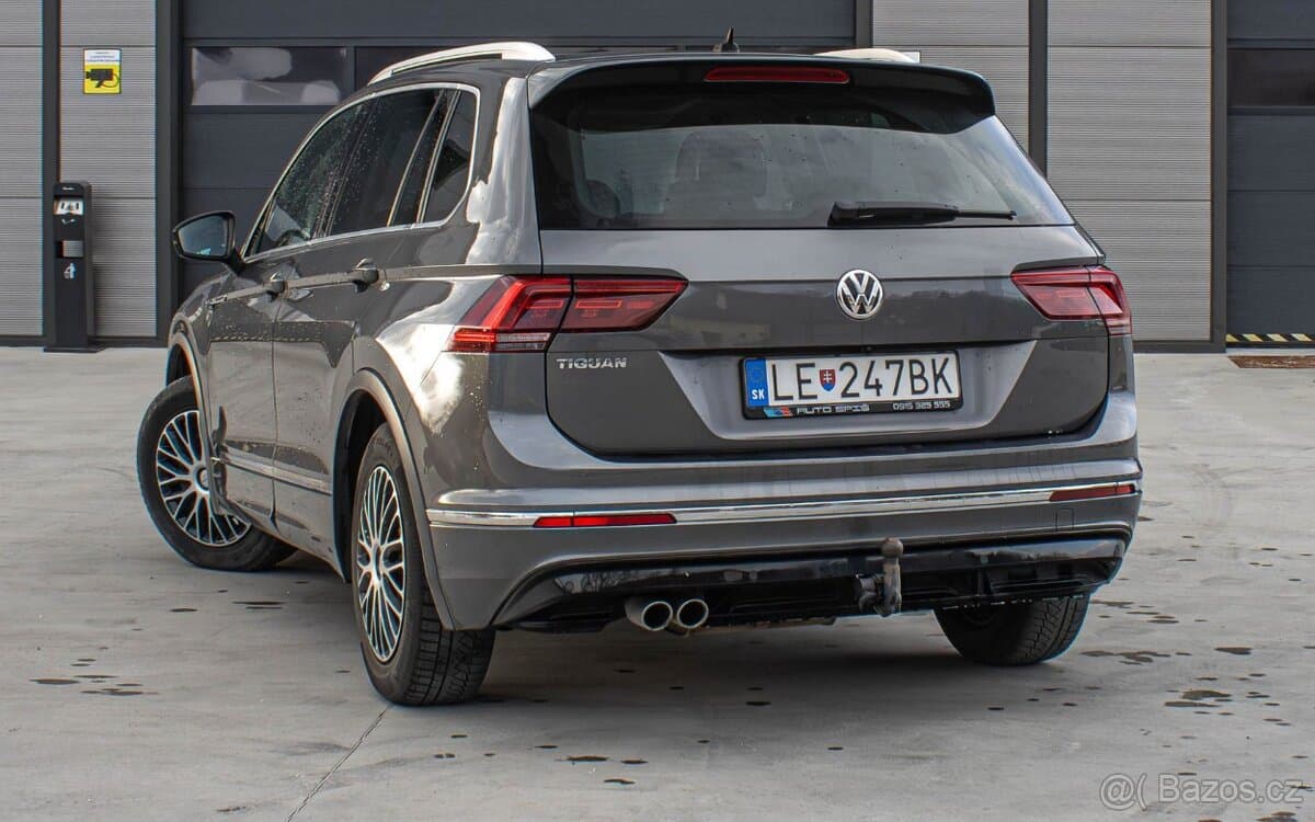 2017 Volkswagen TIGUAN - 4