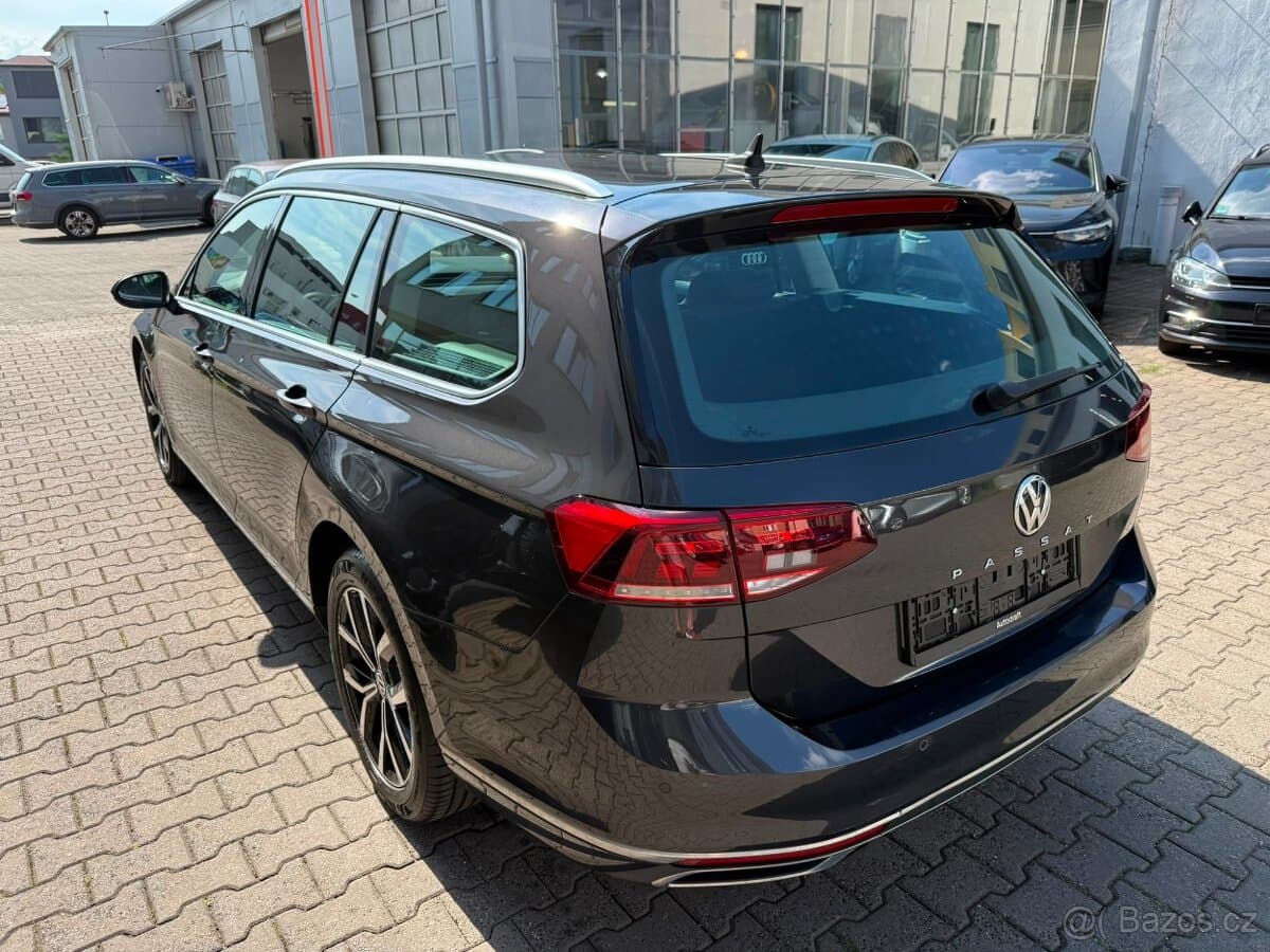 2020 Volkswagen PASSAT - 4