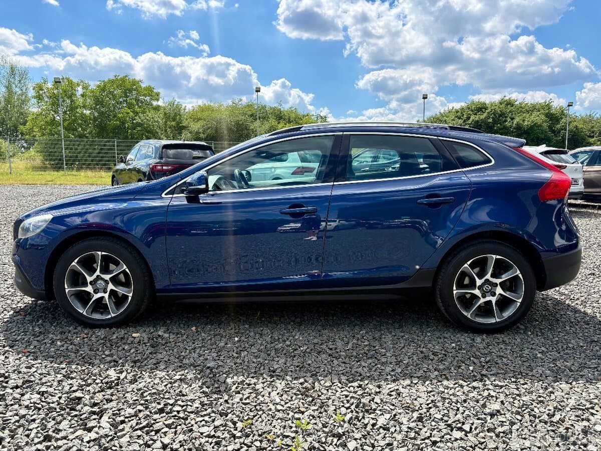 2016 Volvo V40 - 4
