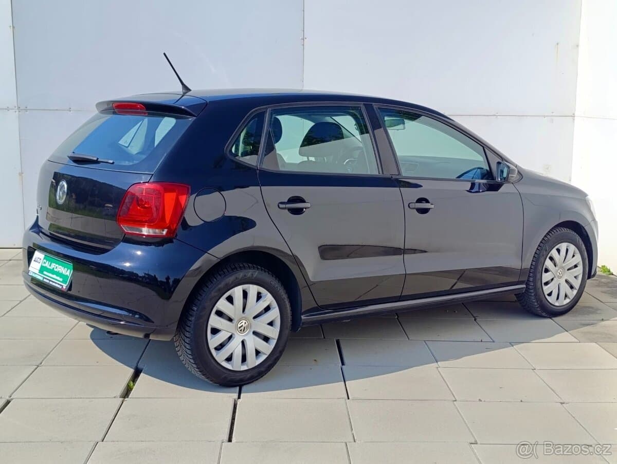 2011 Volkswagen POLO - 4