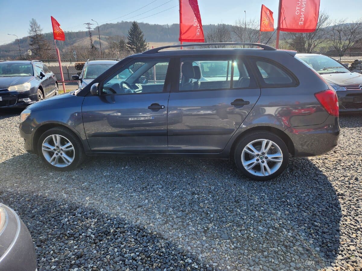 2011 Škoda FABIA - 4
