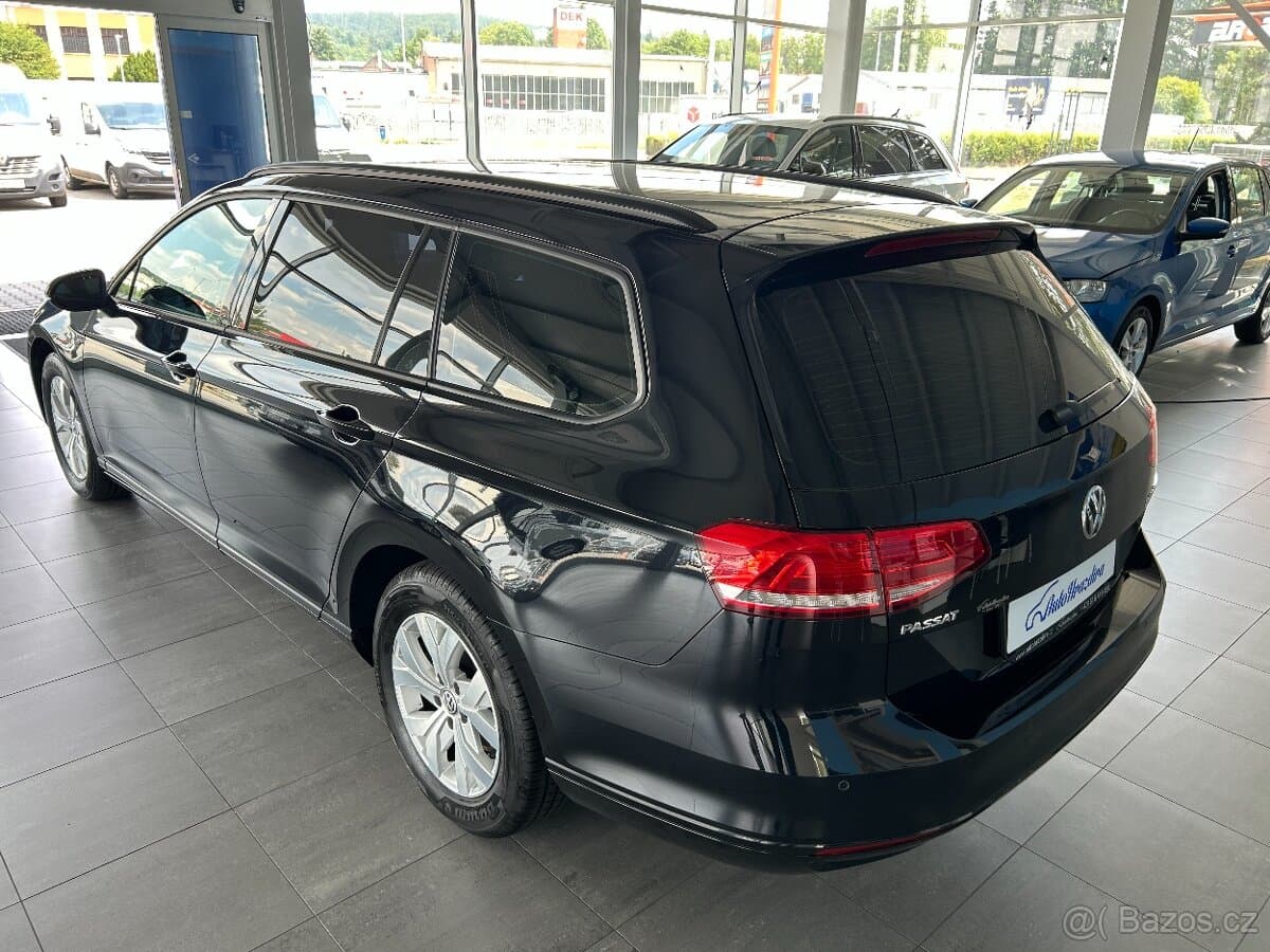 Volkswagen PASSAT - 4