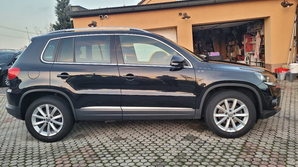 2016 Volkswagen TIGUAN - 4
