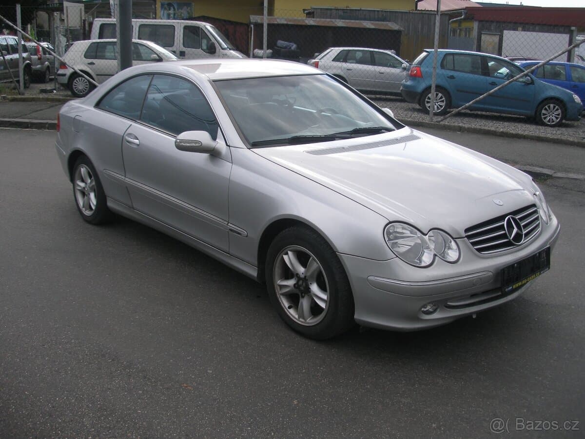Mercedes-Benz CLK - 4
