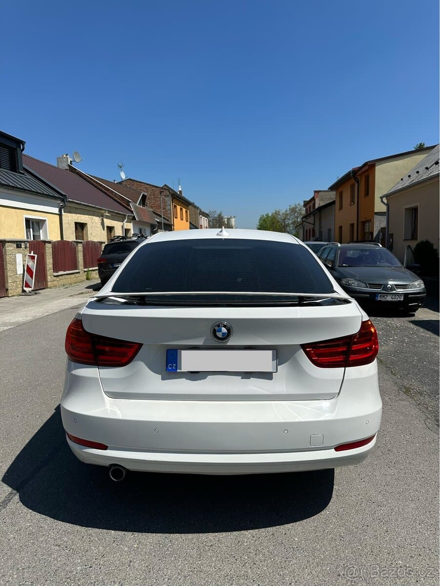 2015 BMW M3 - 5