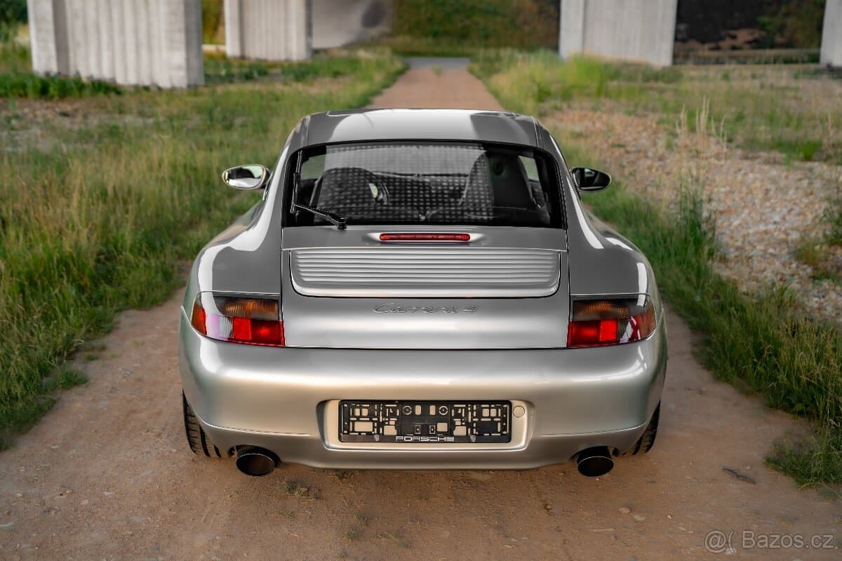 2001 Porsche 911 - 5