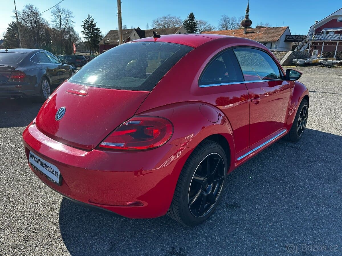 2015 Volkswagen BEETLE - 5