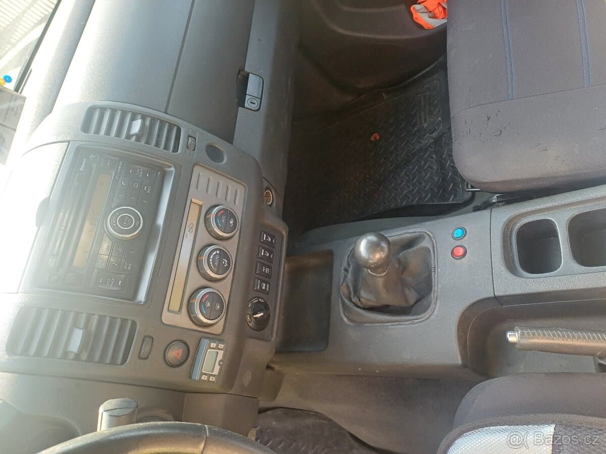 2007 Nissan NAVARA - 5