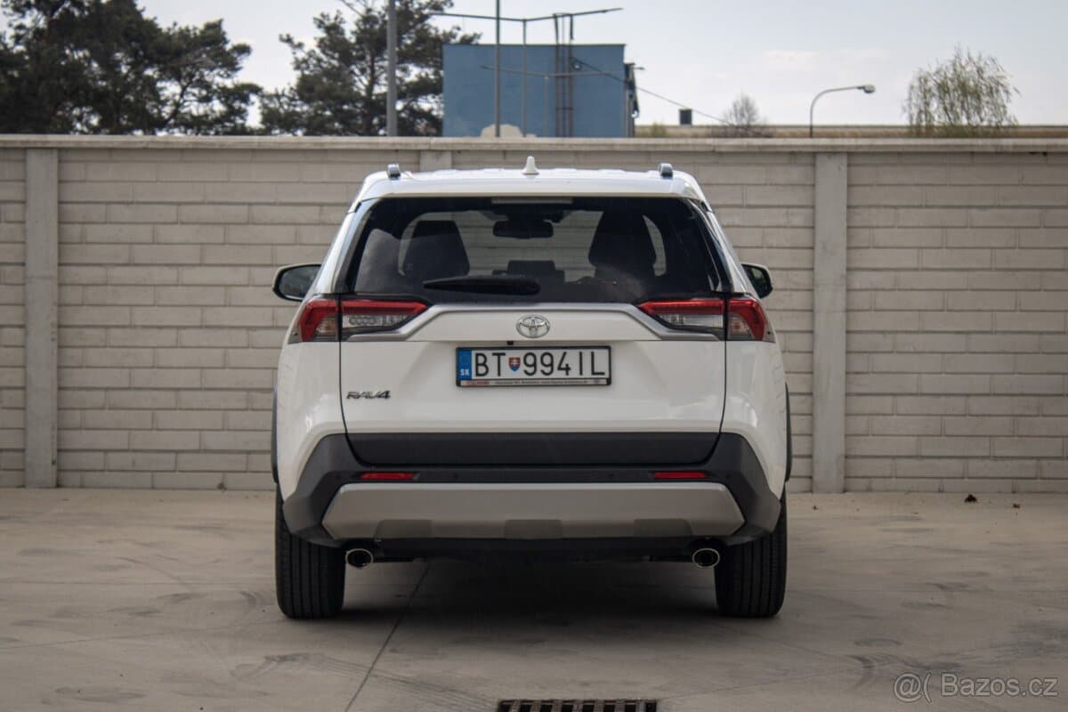 2023 Toyota RAV4 - 5