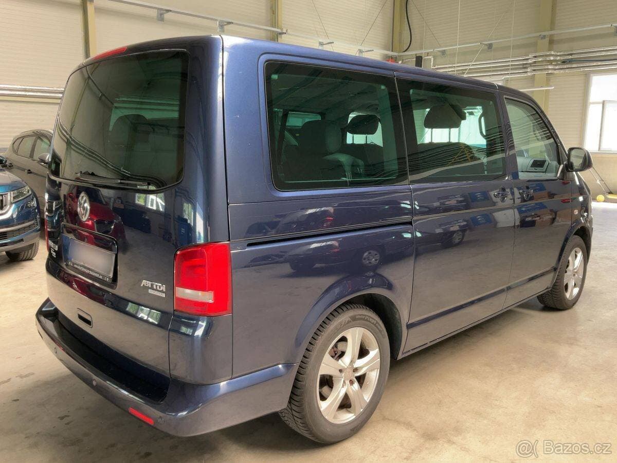 2010 Volkswagen MULTIVAN - 5